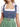 Traditionelle Dirndlbluse mit Rüschen und Puffärme