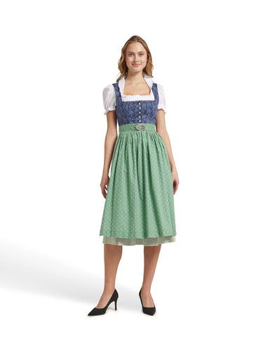 Traditionelle Dirndlbluse mit Rüschen und Puffärme
