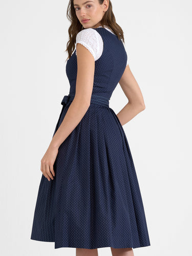 Dirndlbluse aus besticktem Shirtstoff