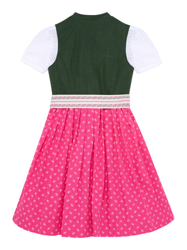 Rückseite Dirndl mit Schürze und Bluse