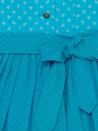 Kinderdirndl mit passender Spitzenbluse