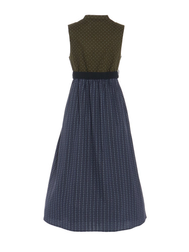 Rückseite Umstandsdirndl