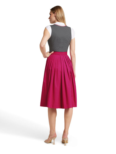 Dirndl aus klassischen Baumwolldrucken
