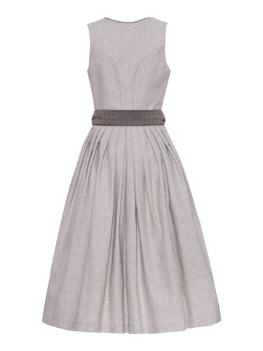 #Farbe_taupe