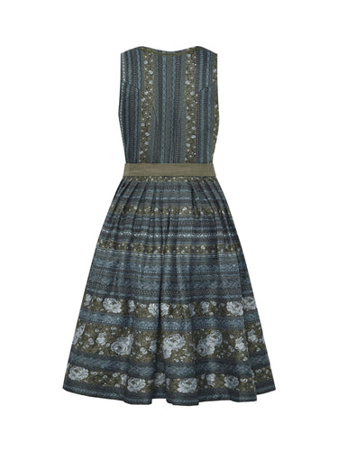 Rückseite Dirndl aus Jacquard-Streifen