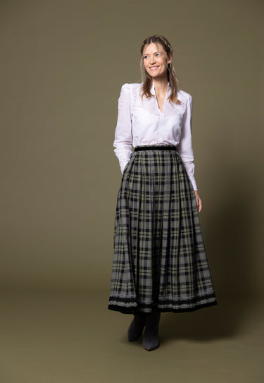 Rock aus Karostoff mit Borten 